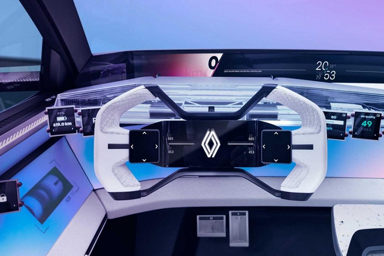 Đối với hệ truyền động, một cục pin nhiên liệu hydro 16 kW được ghép cặp với một bộ pin điện. Tuy nhiên, pin nhiên liệu hydro chủ yếu được sử dụng như một bộ mở rộng phạm vi hoạt động. Renault nói chiếc xe này sẽ có phạm vi hoạt động lên tới 800 km, nhưng chỉ khi "mạng lưới các trạm hydro đủ lớn".