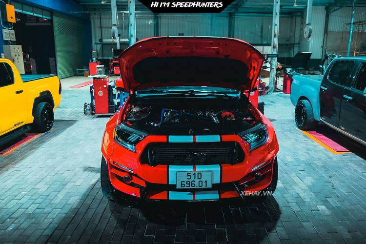 Ngoài những thay đổi về thiết kế, phần động cơ của Ford Ranger độ độc nhất Việt Nam cũng đã được tinh chỉnh để mạnh mẽ hơn. mức giá làm mới ngoại hình xe hiện vẫn được chủ nhân giấu kín.