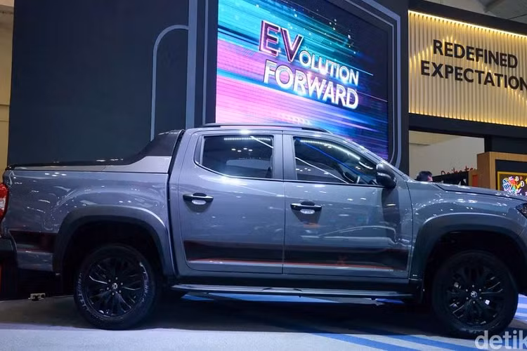 "Trái tim" của MG Extender 2022 là khối động cơ diesel 4 xi-lanh, tăng áp, dung tích 2.0L, sản sinh công suất tối đa 161 mã lực tại tua máy 4.000 vòng/phút và mô-men xoắn cực đại 375 Nm tại dải tua máy 1.500 - 2.400 vòng/phút. Động cơ này kết hợp với hộp số tự động 6 cấp và hệ dẫn động cầu sau.