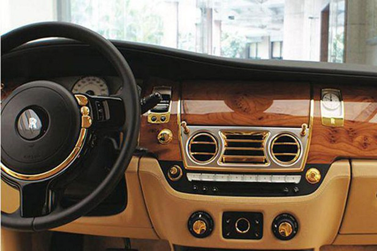 Hiện vẫn không có cá nhân hay tổ chức nào đặt cọc số tiền 1,8 tỷ đồng đến hạn chót là 16 giờ ngày 24/11/2022. Điều này đã khiến không ít người nghĩ chiếc Rolls-Royce Ghost sẽ được hạ giá để đấu giá lần thứ 5.