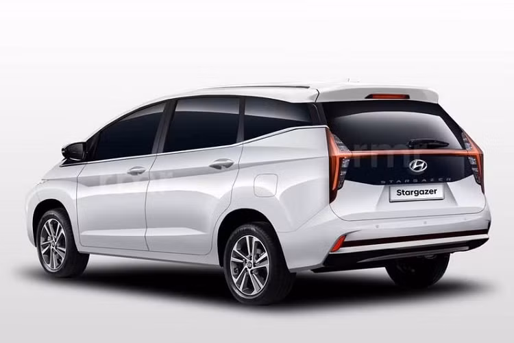 Khi nhà máy Hyundai Thành Công 2 được hoàn thiện, xe sẽ chuyển sang lắp ráp trong nước. Hiện chưa có thông tin về Hyundai Stargazer ở thị trường Việt Nam. Trong khi đó, tại Indonesia, xe được trang bị động cơ xăng 4 xi-lanh, dung tích 1.5L, sản sinh công suất tối đa 113 mã lực và mô-men xoắn cực đại 144 Nm giống hệt Hyundai Creta. Động cơ này đi kèm với hộp số sàn 5 cấp hoặc hộp số tự động biến thiên vô cấp IVT.