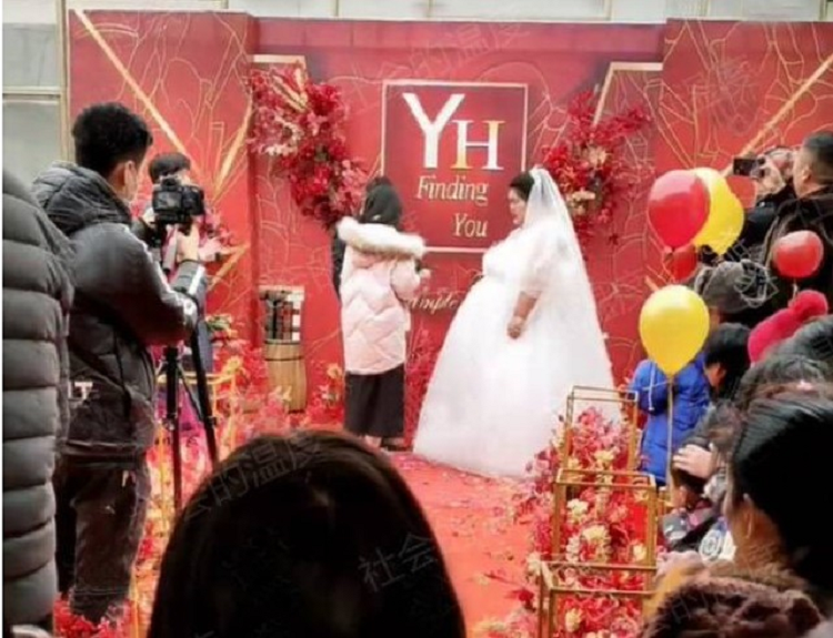 Co dau nang hon 200kg bi che gieu den bat khoc