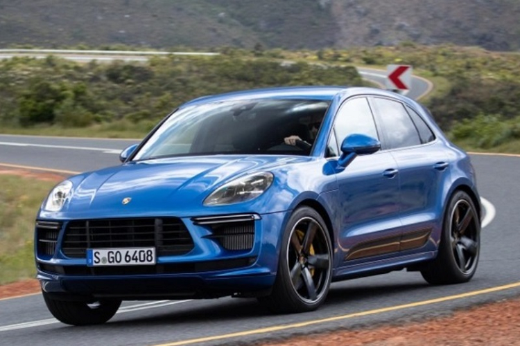 Porsche trieu hoi gan 200.000 xe dinh loi den pha gay nguy hiem