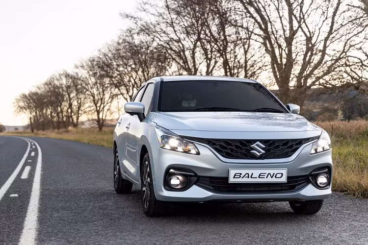 Xe được trang bị động cơ xăng 4 xi-lanh, dung tích 1.5L, sản sinh công suất tối đa 103 mã lực và mô-men xoắn cực đại 138 Nm như ở Nam Phi.