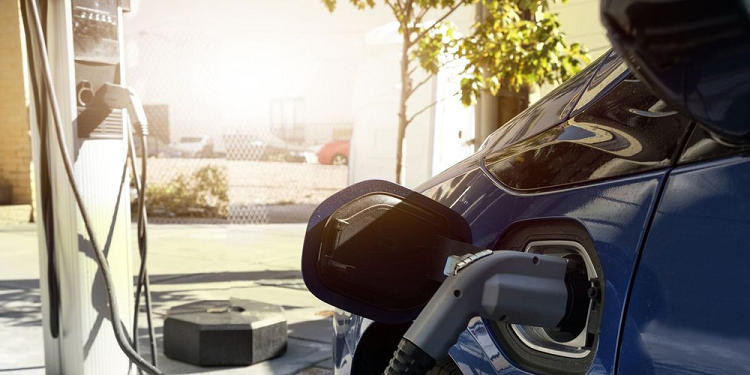 Nhung dieu dieu nen lam de keo dai tuoi tho pin xe oto dien-Hinh-2