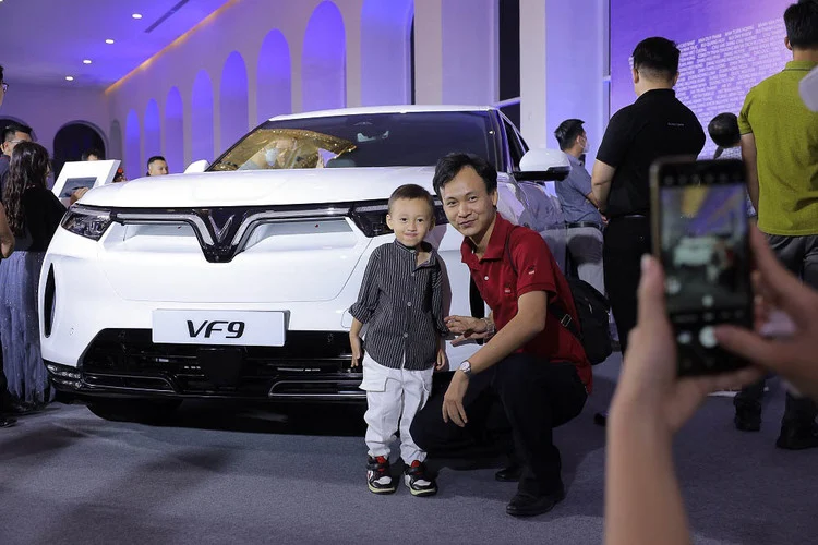 Khach hang phia Nam lan dau 