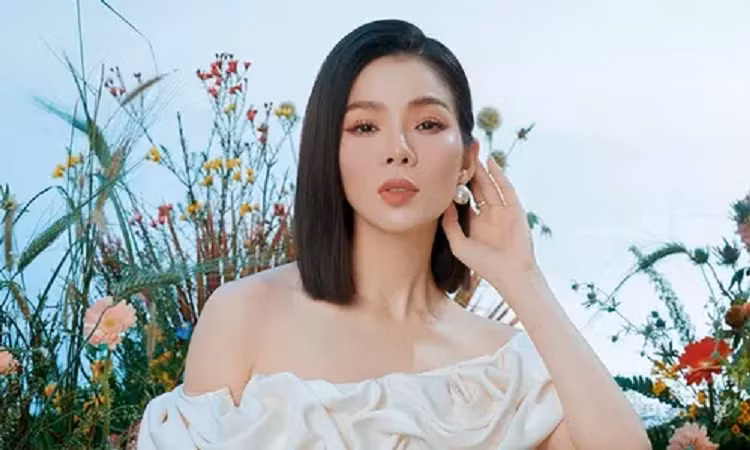 Sau 1 thap ki, cung 1 ban hit, Le Quyen cua ngay nay the nao?-Hinh-2