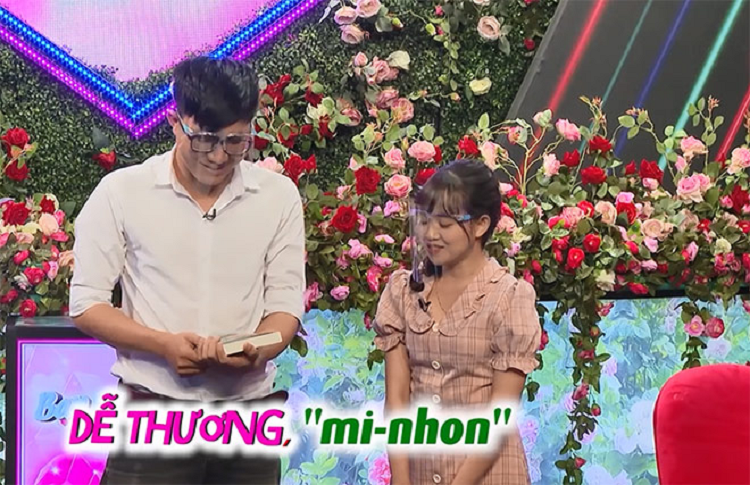 Giam doc U30 do guc truoc co gai mi nhon tung trai qua 3 moi tinh-Hinh-4