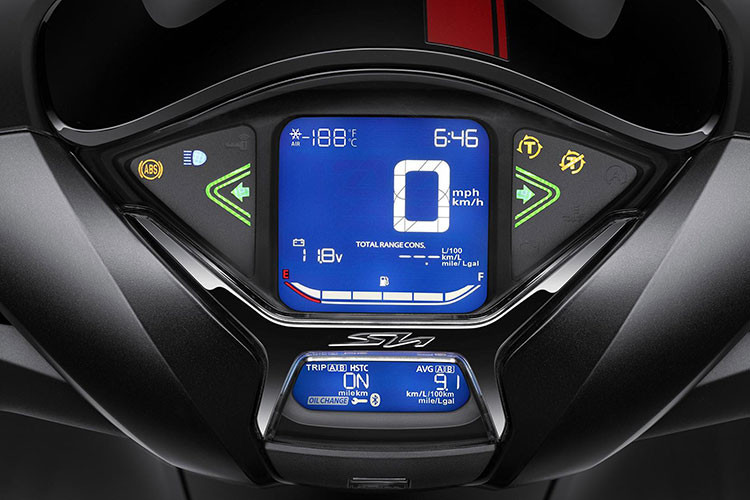 Công nghệ bluetooth kết nối với điện thoại thông minh tiếp tục được trang bị trên SH160i. Bằng việc kết nối qua Bluetooth với ứng dụng My Honda+, khách hàng có thể đọc toàn bộ các thông tin xe như tình trạng vận hành, thông tin sửa chữa, bảo dưỡng, bảo hành,...