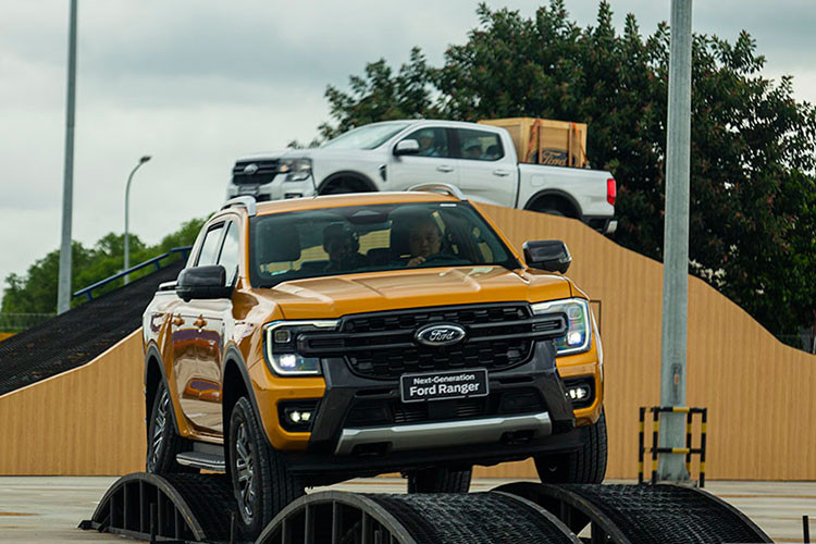 Ford Ranger 2023 chinh thuc xuat xuong, san sang toi tay khach Viet-Hinh-4
