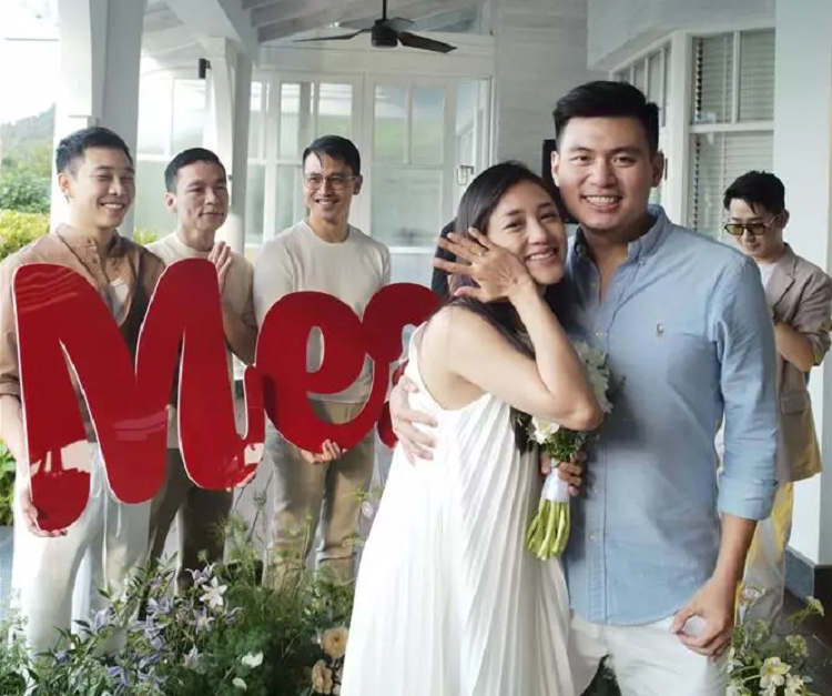 Sao Viet long lon khi duoc cau hon, rieng Ha Ho 'loi thoi' nhat-Hinh-5