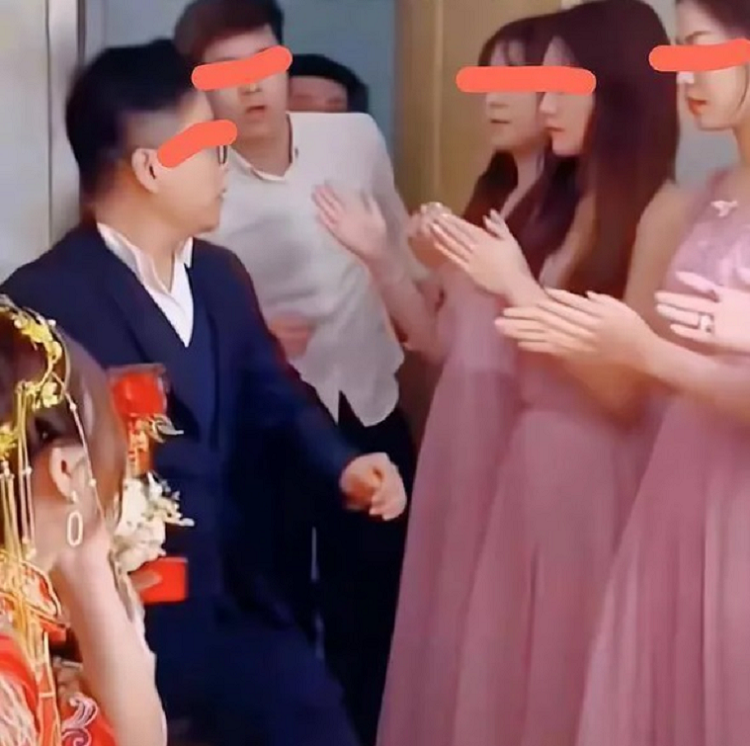 Dan phu dau dac biet khien chu re “nga ngua”-Hinh-2