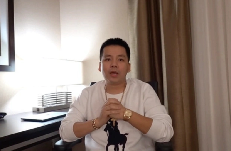 'Bo ba hoan hao' Khoa Pug - Vuong Pham - Johnny Dang tung gay xon xao 'coi mang' gio ra sao?