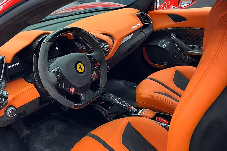 Siêu xe Ferrari 488 GTB độ body kit Misha Designs đang rao bán 14,5 tỷ đồng mang biển số của tỉnh Kiên Giang, xe được trang bị động cơ V8, tăng áp kép, dung tích 3,9 lít và còn được độ lại giúp xe sản sinh công suất tối đa 765 mã lực, tăng 104 mã lực và mô-men xoắn cực đại nguyên bản của xe là 760 Nm.