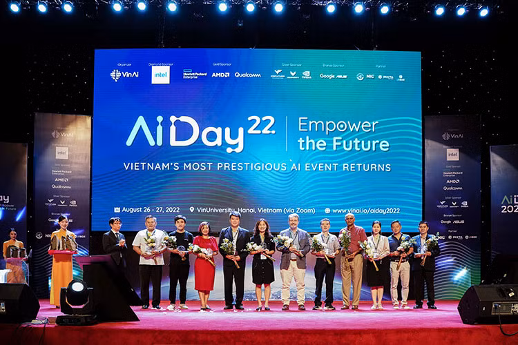 VinAI voi cong nghe ho tro lai xe dot pha tai AI Day 2022