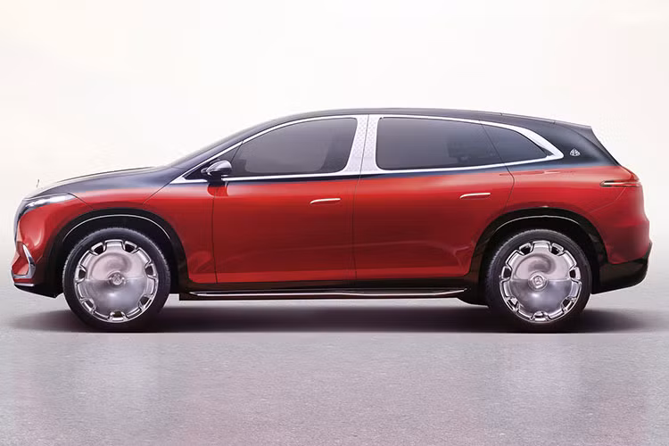 Về khả năng vận hành, các chuyên gia dự đoán Mercedes- Maybach EQS sẽ sở hữu cụm động cơ điện với công suất lớn hơn 500 mã lực. Phạm vi di chuyển của mẫu xe có thể đạt 645km sau mỗi lần sạc đầy.