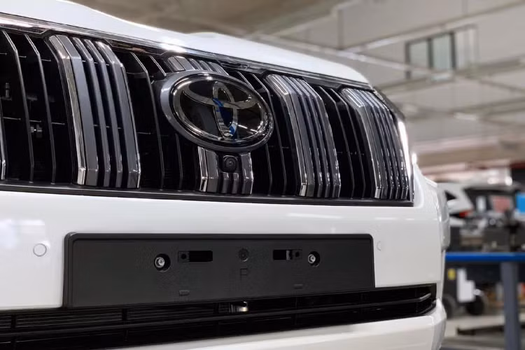 Đây những yếu tố then chốt giúp Land Cruiser Prado 2022 hút khách, vì tệp khách hàng của dòng xe này vốn dĩ không đề cao tiêu chí trang bị “đồ chơi” options tiện nghi.