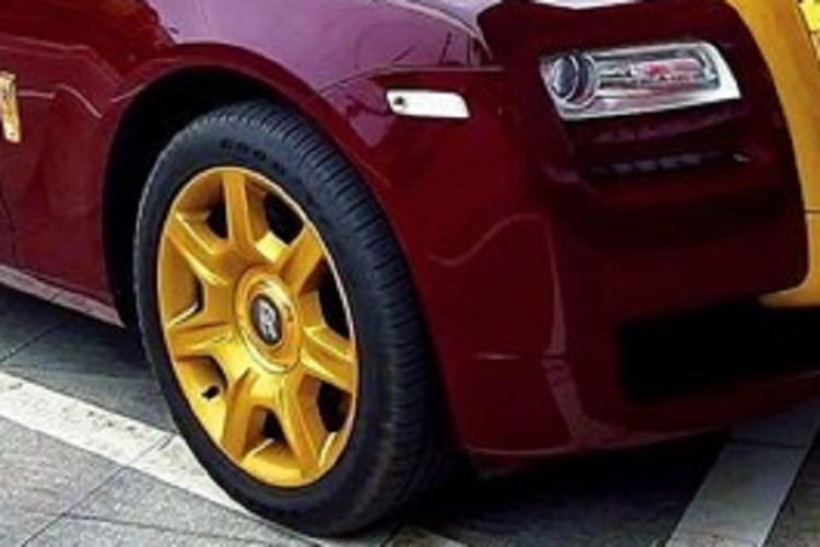 Chi nhánh ngân hàng này cũng cho biết, đề nghị bên vay và bên bảo đảm phối hợp thông báo cho các bên liên quan (nếu có) để thực hiện việc bàn giao tài sản nêu trên cho BIDV Quy Nhơn trước ngày 05/09/2022.