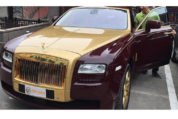 Còn hiện tại, các xe Rolls-Royce Ghost Series I đang được rao bán từ 7,3 đến 10,2 tỷ đồng tùy theo "tình trạng sức khỏe" cũng như việc biển số xe có ưa nhìn hay không.