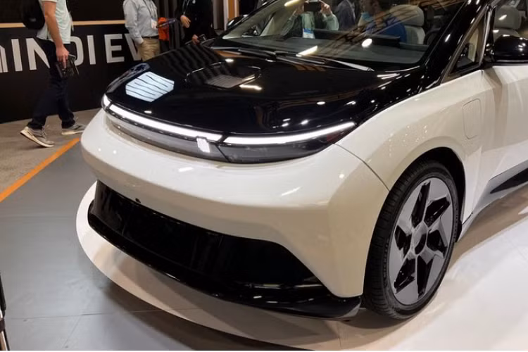 Các thông tin chi tiết bổ sung sẽ sớm được công bố, nhưng INDI EV trước đây đã nói rằng mẫu xe điện này có không gian chở hàng tới 1.218 lít, và sẽ cài đặt tính năng trợ lý ảo cá nhân biết học hỏi thói quen của người dùng.