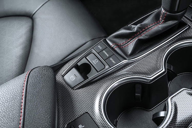 Nhờ mở rộng góc giữa xupap nạp và xả (31 lên 41°), thay đổi tỷ lệ xi lanh: đường kính nhỏ hơn (Φ90 còn 87,5mm) và hành trình dài hơn (98 lên 103,4mm), thay đổi hình dáng góc cửa nạp để tạo ra dòng khí vào dạng lốc xoáy,...