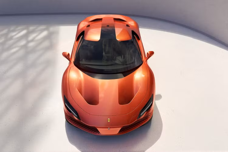 Ferrari vốn nổi tiếng từ lâu với những siêu xe thương mại có khối động cơ mạnh mẽ. Bên cạnh đó, “Ngựa hoang nước Ý” còn được biết đến với việc sản xuất các sản phẩm “One-off”- tức là những chiếc xe chỉ được sản xuất một lần duy nhất. Mới đây, hãng xe nổi tiếng nước Ý đã cho ra đời 1 siêu phẩm One-off mang tên Ferrari SP48 Unica 2022 mới.