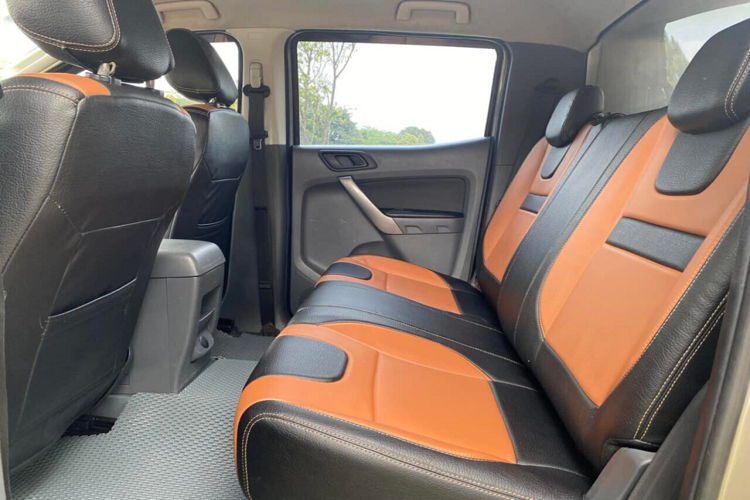 Tầm nhìn rộng, bao quát toàn bộ, gương hậu tai xe lớn cho người lái góc nhìn đầy đủ.