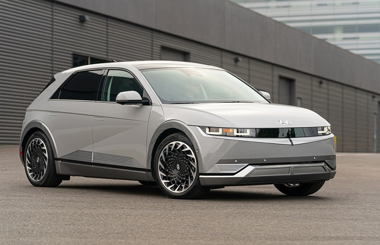 Hyundai “ngu ong dac loi”, la hang oto ban chay thu 3 toan cau