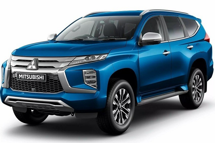 Mitsubishi Pajero Sport 2023 ra mat, ban ra tu 711 trieu dong