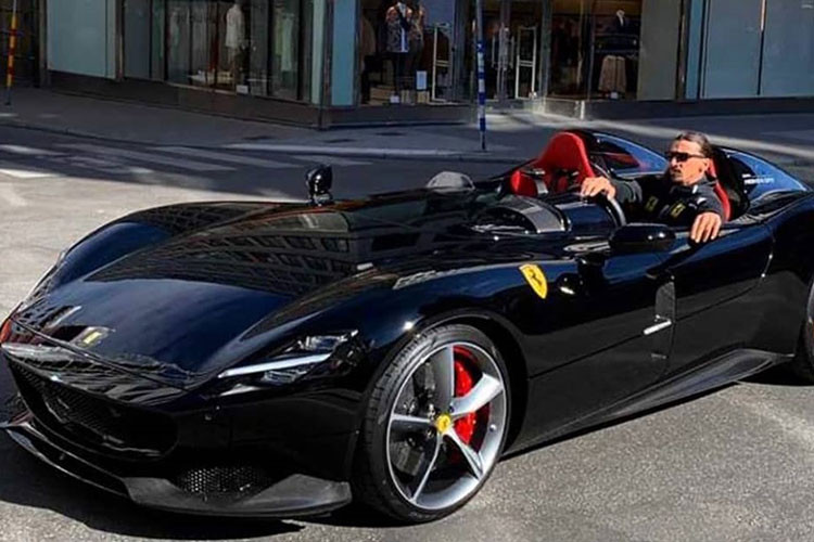 Cụ thể, Ferrari Daytona SP3 của Ibrahimovic được trang bị khối động cơ V12, 6.5L hút khí tự nhiên có tên mã F140HC, được phát triển dựa trên động cơ của mẫu xe 812 Competizione, cho công suất 829 mã lực tại 9.250 vòng/phút và mô-men xoắn 697 Nm tại 7.250 vòng/phút. Vòng tua có thể đạt tốc độ tối đa 9.500 vòng/phút.