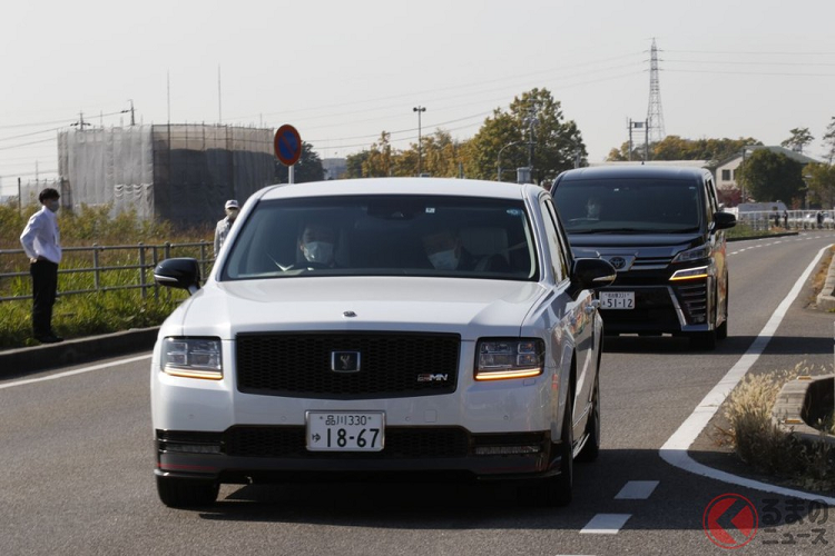 Vào ngày ngày 11/11/2022 vừa qua, chiếc Toyota Century GRMN của ông Akio Toyoda tiếp tục tái xuất khi, "sếp tổng" Toyota có mặt tại chặng Rally Japan của giải đua FIA World Rally Championship (WRC) . Đây là chặng đua cuối cùng của giải này đồng thời lần đầu tiên diễn ra tại Nhật Bản trong 12 năm qua.