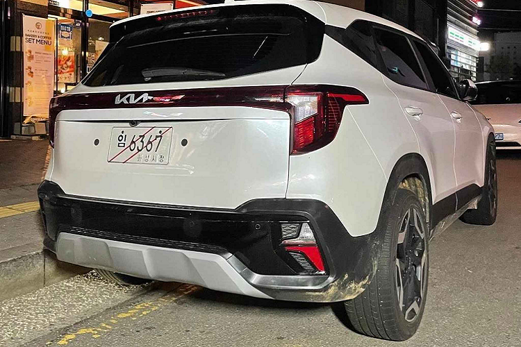 Hiện tại, Kia Seltos là mẫu xe bán chạy trong phân khúc CUV cỡ B, tuy nhiên mẫu xe này đang phải cạnh tranh chia thị phần với nhiều mẫu xe khác trong phân khúc, đặc biệt là Hyundai Creta 2022.