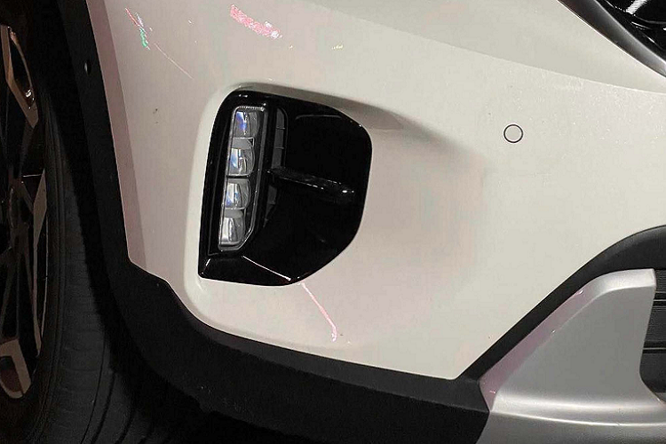 Vì đây là bản nâng cấp facelift, nên Kia Seltos 2023 không thay đổi về chiều dài cơ sở do vẫn sử dụng nền tảng khung gầm của Seltos hiện tại.