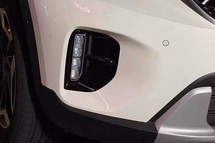 Vì đây là bản nâng cấp facelift, nên Kia Seltos 2023 không thay đổi về chiều dài cơ sở do vẫn sử dụng nền tảng khung gầm của Seltos hiện tại.