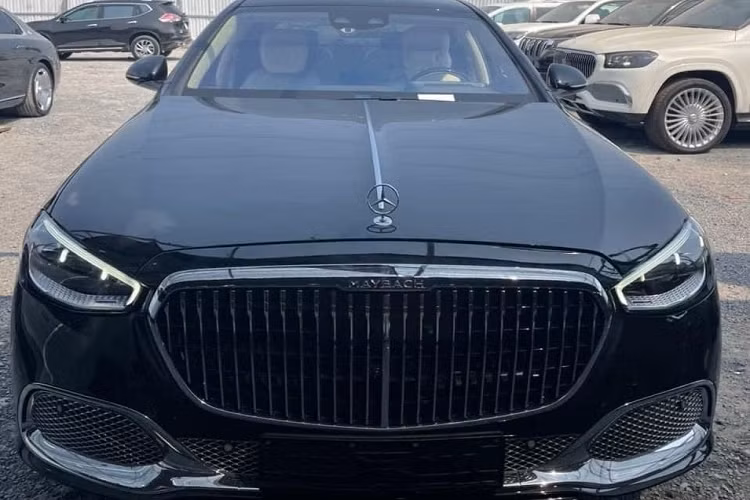 Kể từ lúc ra mắt đến nay, dòng xe Mercedes-Maybach S-Class đã chứng tỏ mình là mẫu xe siêu sang không thể thiếu trong garage các đại gia, nhà sưu tầm xe hay cả các Chủ tịch. Thành công của Mercedes-Maybach S-Class cũng cho thấy hãng xe sang đến từ Đức đã rất sáng suốt khi quyết định khai tử 1 thương hiệu Maybach để về nằm chung dưới cái tên Mercedes-Maybach siêu sang.