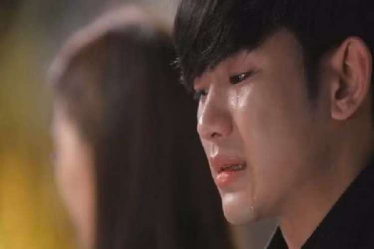 Bi tan tat trong mot vu tai nan o to, ban gai chia tay toi nhung...