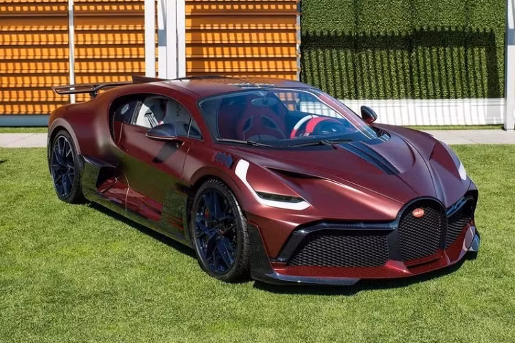 Tuy nhiên, đối với chiếc Divo này, có lẽ giá sẽ cao hơn một chút.