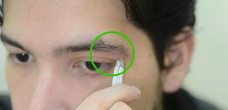 Gap han thi phi dung voi nan long, dung meo phong thuy xoa bay tai tieng-Hinh-4