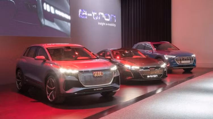 Audi tap trung phat trien oto dien, dung san xuat xe xang tu 2033