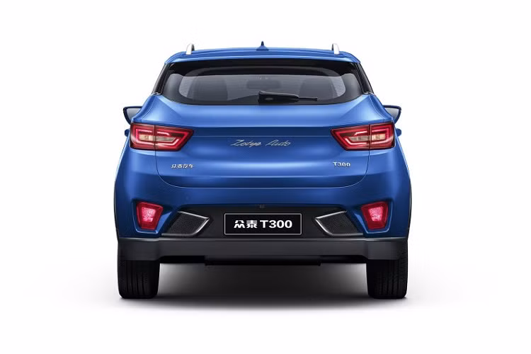 Động cơ kết hợp với hộp số 5 cấp. Tại thị trường Trung Quốc, giá xe Zotye T300L 2023 có mức bán ra cực rẻ, chỉ 59.800 Nhân dân tệ (khoảng 202 triệu đồng). Đây cũng là thế mạnh duy nhất của mẫu SUV cỡ B này nói riêng và xe Zotye nói chung.