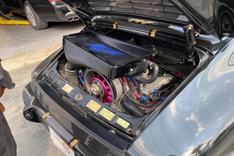 Điểm làm nên thú vị của chiếc Porsche 930 Turbo độ RUF này còn phải kể đến việc xe mang biển số xe cá nhân hóa mang tên "COVI.19" được đăng ký vào năm 2020, đây cũng như là việc đánh dấu năm bùng phát dịch Covid-19 mạnh nhất trên thế giới. Chiếc Porsche 930 Turbo độ RUF mới có mặt tại Gia Lai được nhập từ Nhật Bản vào thị trường Mỹ sau đó được rao bán lại, 1 người yêu xe tại Sài thành nhưng có công ty nhập khẩu siêu xe ở Campuchia đã nhanh chóng mang về Campuchia.