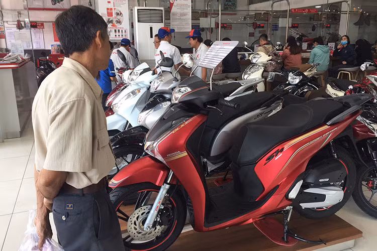 Thi truong xe may Viet Nam tiep tuc sut giam nam thu 3 lien tiep