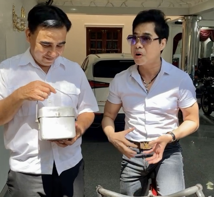 “Dot nhap” biet thu tram ty cua Ngoc Son, Quyen Linh he lo bi mat-Hinh-2