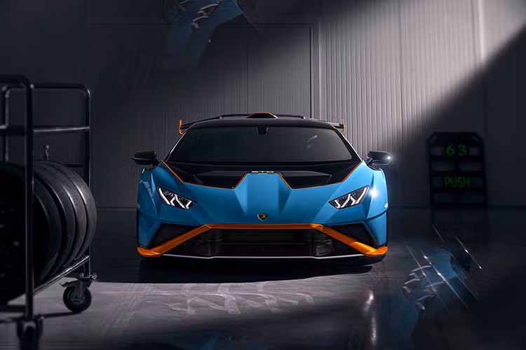 Theo một số nguồn tin, giá xe Lamborghini Huracan STO Super Trofeo Omologata khi về Việt Nam khoảng gần 30 tỷ đồng. Xe sẽ được khách hàng đặt trước từ một đơn vị nhập khẩu tư nhân, dự tính siêu xe này sẽ về Việt Nam vào đầu năm 2023.