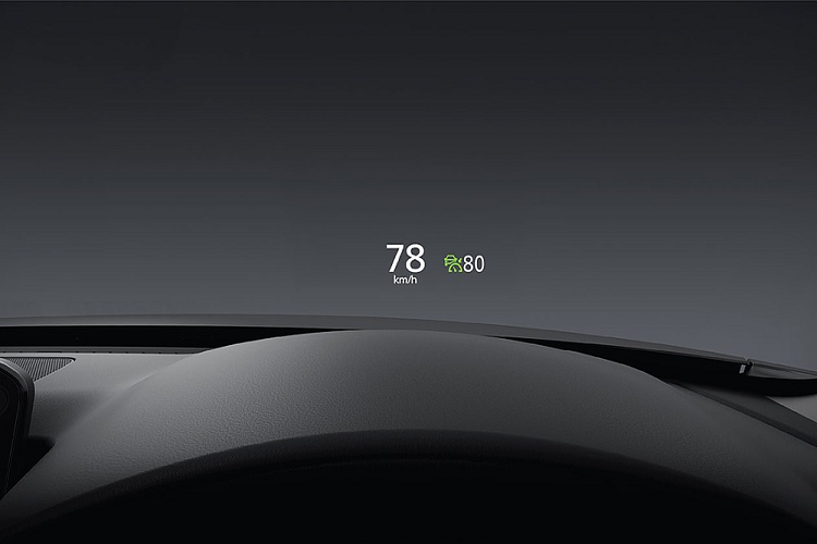 Nguồn cung cấp sức mạnh cho Mazda3 2022 tại Thái Lan là động cơ xăng Skyactiv-G 4 xi-lanh, dung tích 2.0L, sản sinh công suất tối đa 165 mã lực và mô-men xoắn cực đại 213 Nm. Động cơ kết hợp với hộp số tự động 6 cấp, có chế độ sang số tay Activematic.