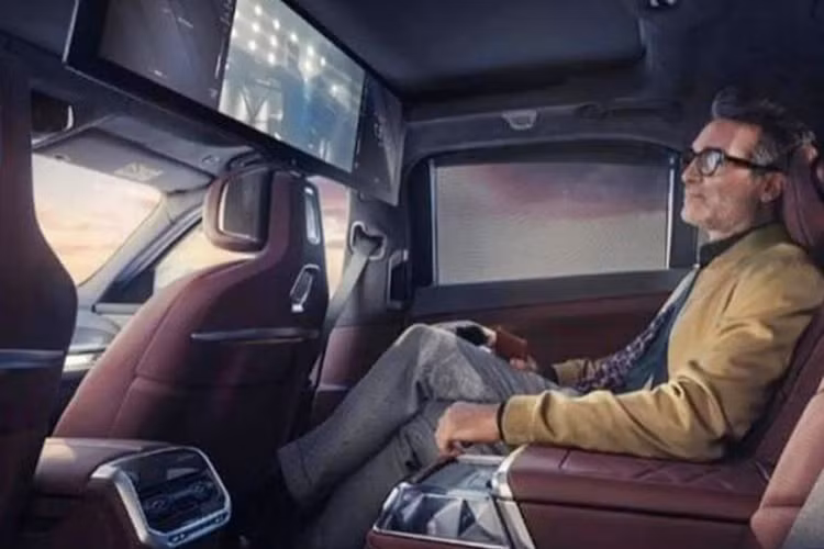 Chúng ta sẽ phải đợi ngày BMW i7 thuần điện ra mắt chính thức cùng nhau, để nắm được thông số chi tiết. Bộ đôi i7 và 7 Series mới sẽ được BMW ra mắt đồng thời trên toàn cầu tại 3 địa điểm chính: New York - Mỹ, Munich - Đức và Bắc Kinh - Trung Quốc vào 7h tối nay 20/4/2022.