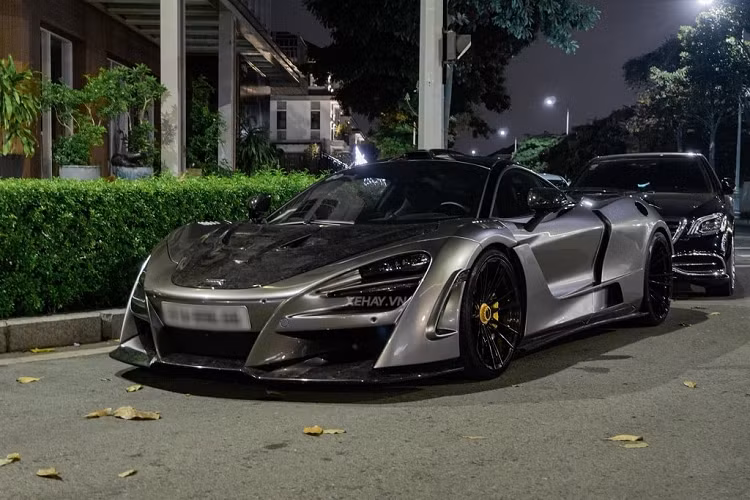 Chưa hết, 720S còn có cánh gió chủ động mới thiết kế hai tầng riêng biệt cùng bộ khuếch tán gió mới ở phía sau, tất cả những chi tiết kể trên đều được làm bằng sợi carbon đúc mới. Kết quả, McLaren 720S Novitec N-Largo có thân xe rộng hơn đến 30 mm ở vòm bánh trước và 65 mm ở vòm bánh sau. Vì vậy mà tính khí động học của siêu xe cũng được cải thiện đáng kể.