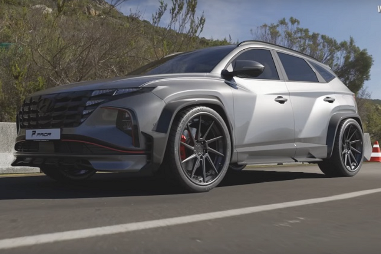 Tại thị trường Mỹ, giá xe Hyundai Tucson 2022 có mức khởi điểm từ 25.350 USD (khoảng 581 triệu đồng), có sẵn với hệ dẫn động 4 bánh tùy chọn và công suất tối đa lên đến 187 mã lực.