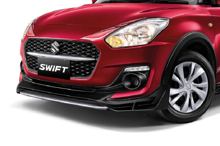Khi mua Suzuki Swift GL Plus Limitless Edition 2022, khách hàng Thái Lan có thể chọn 1 trong 6 màu sơn ngoại thất là đỏ, xanh dương, bạc, xám, đen và trắng. Giá xe Suzuki Swift 2022 bản đặc biệt mới là 572.000 Baht (khoảng 375 triệu đồng). Phiên bản màu trắng sẽ đắt hơn 5.000 Baht (3,3 triệu đồng).
