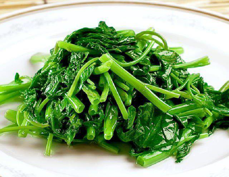 Ngam rau muong trong loai nuoc nay, luc xao xanh muot gion ngon-Hinh-4